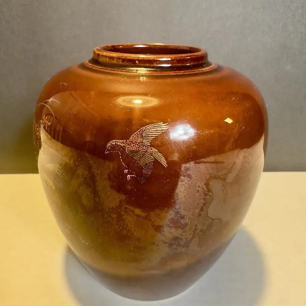 Toyo Japan Floral Vase Red Lacquered Finish 8” Hand-Painted Chrysanthemum Design